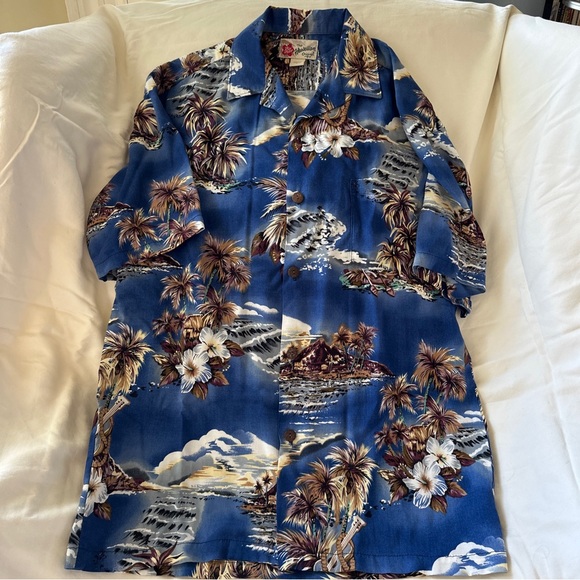 Hilo Hattie’s Hawaiian Original Men’s Shirt Small Blue Rayon - Picture 10 of 10